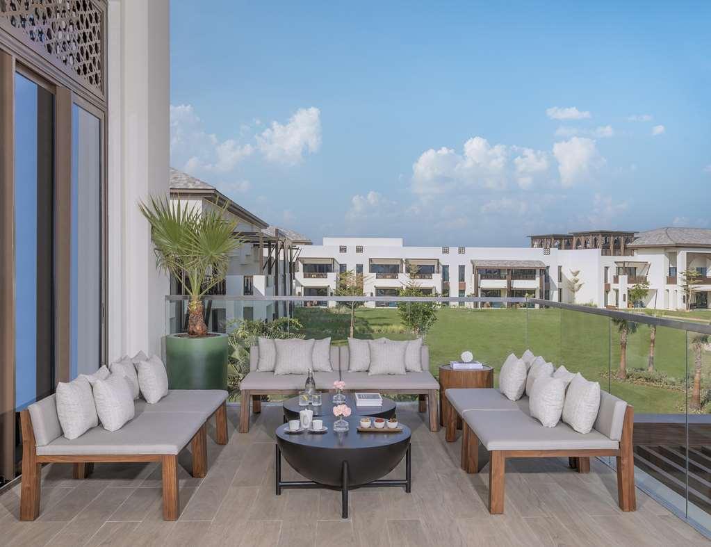 Anantara Mina Al Arab Resort Рас-ель-Хайма Ресторан фото